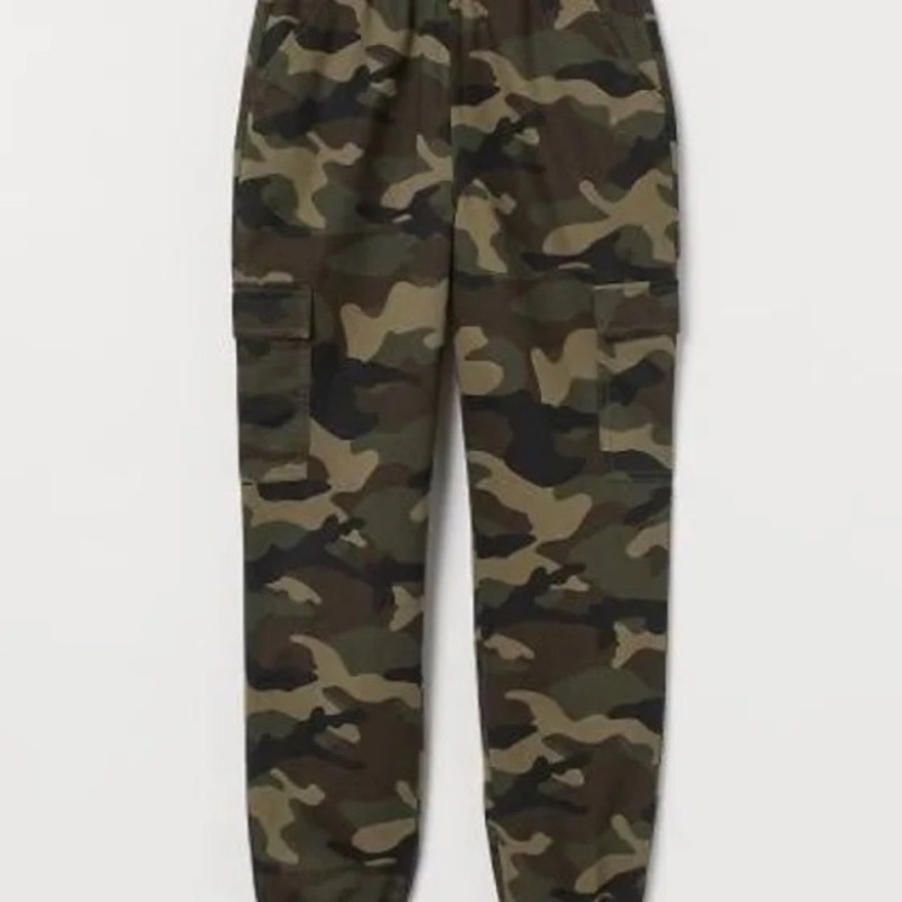 H&M Camo Cargo Joggers